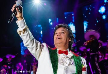 Concierto de Juan Gabriel en Bellas Artes se proyectará en el Zócalo capitalino