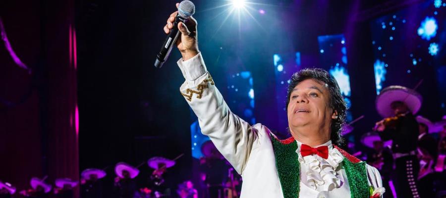 Concierto de Juan Gabriel en Bellas Artes se proyectará en el Zócalo capitalino