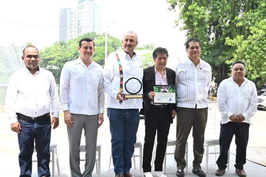 Entrega Merino Campos Premio Estatal de Ecología "José Narciso Rovirosa" 2024