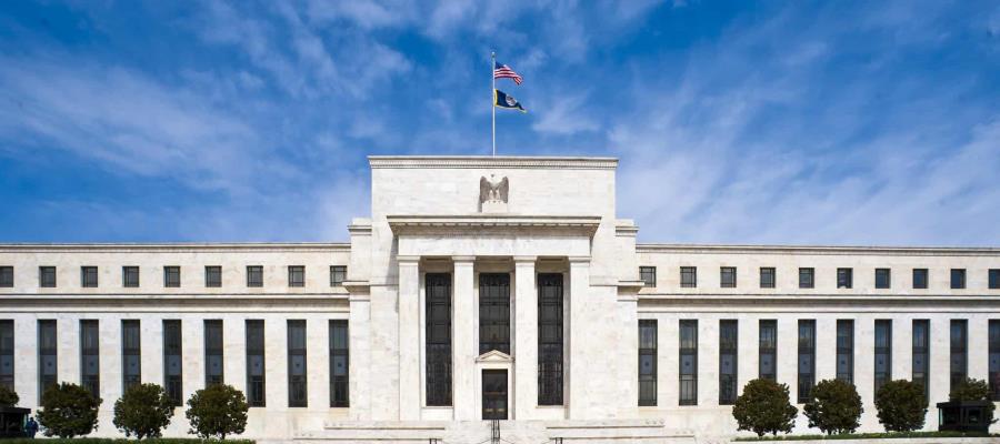 Fed recorta su tasa de interés por primera vez en más de 4 años