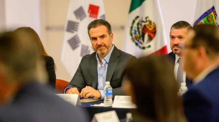 Ratifican triunfo de Adrián de la Garza en Monterrey