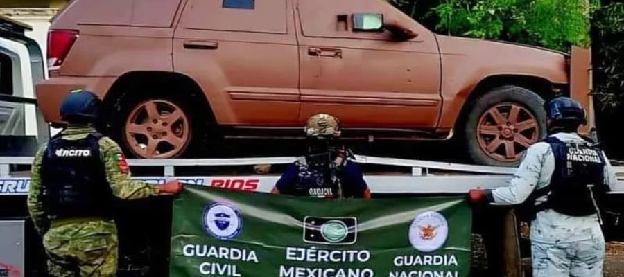 Guardia Nacional asegura vehículo con blindaje artesanal y armamento en Michoacán