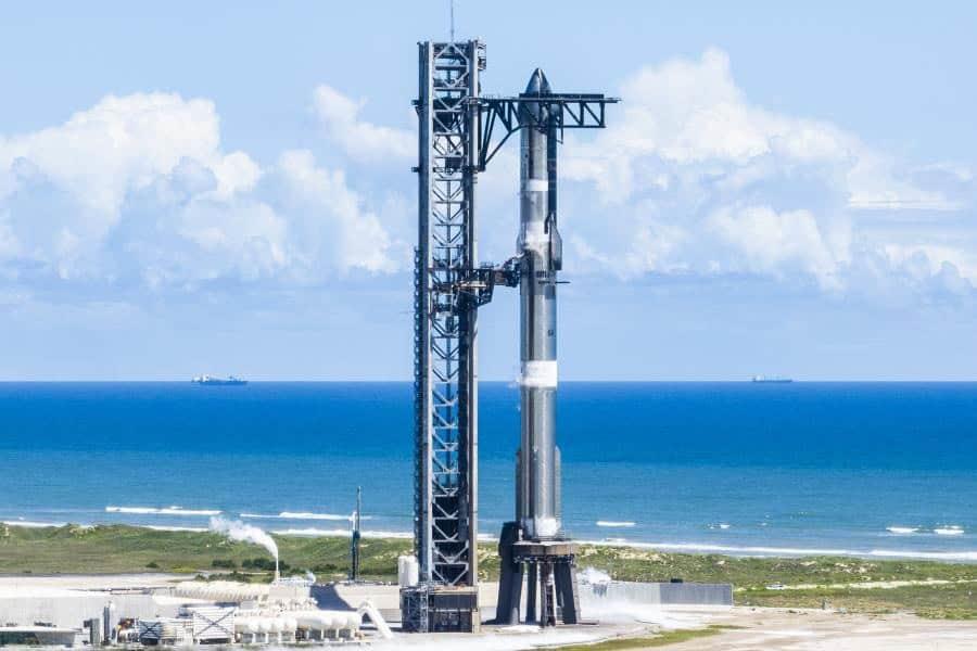 SpaceX lanzará 5 naves no tripuladas a Marte