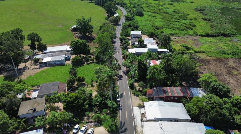 "Chelo" Cano entrega obras en recta final de su administración en Cunduacán