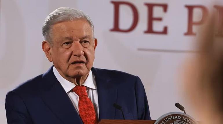 "Hicimos todo por encontrar a los jóvenes de Ayotzinapa": AMLO a 10 años de su desaparición