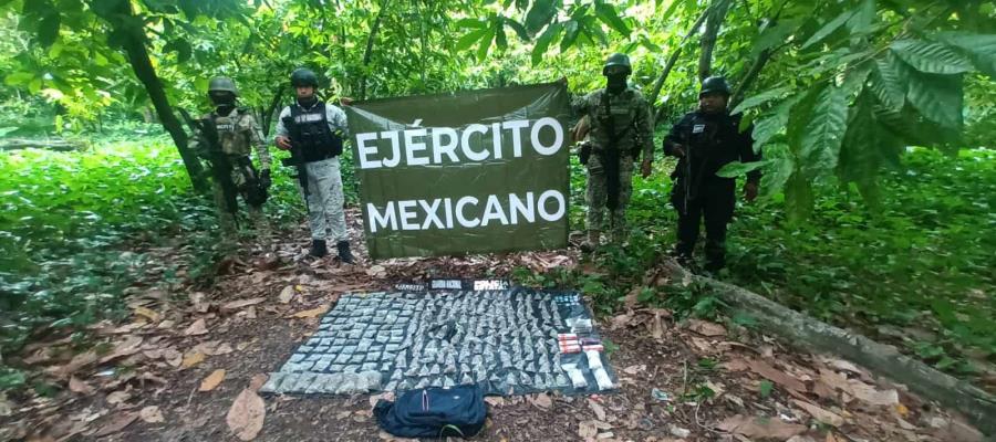 Aseguran autoridades en Comalcalco 500 dosis de enervantes