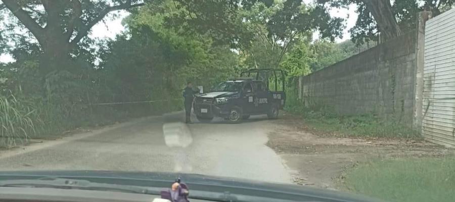 Localizan hombre sin vida en Comalcalco; tenía mensaje con amenazas