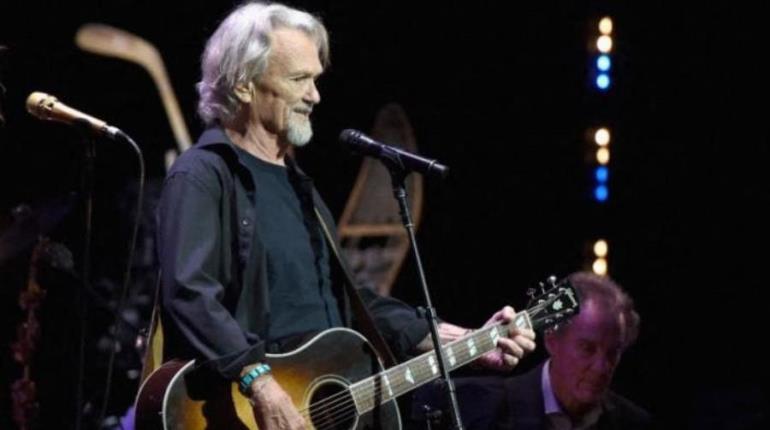 Muere Kris Kristofferson, estrella de ´Blade´ y de la música country