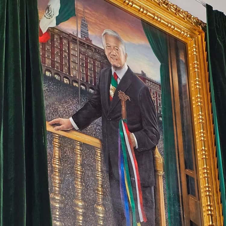 AMLO devela su retrato oficial en la Galería de los Presidentes en ...