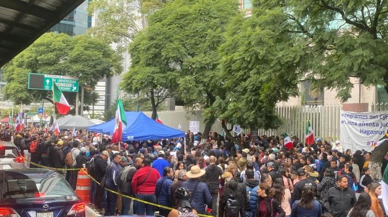 Se manifiestan trabajadores del Poder Judicial en el CJF