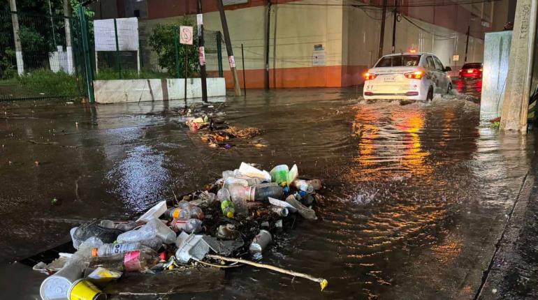 "Seamos limpios": Obispo a tabasqueños luego de anegaciones por basura