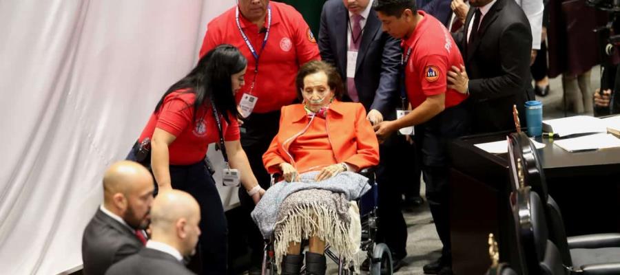 "Se abre una nueva era": Ifigenia Martínez no da discurso por temas de salud en toma de protesta de Sheinbaum