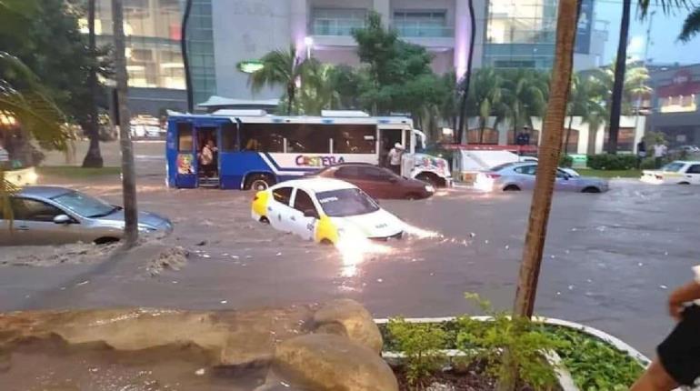 Se está atendiendo la emergencia en Guerrero, pero vienen más lluvias, advierte Sheinbaum