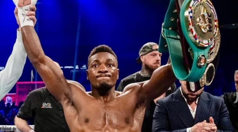 Proponen al camerunés Christian Mbilli para ser rival del Canelo