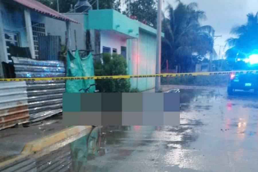 Ejecutan a 2 hombres en colonia de Cárdenas