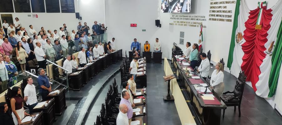 Congreso de Tabasco guarda minuto de silencio en memoria de Ifigenia Martínez y Nydia Naranjo