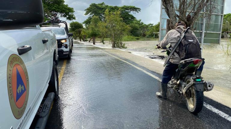 Se desborda río Pichucalco en Teapa y activan plan DN-III-E