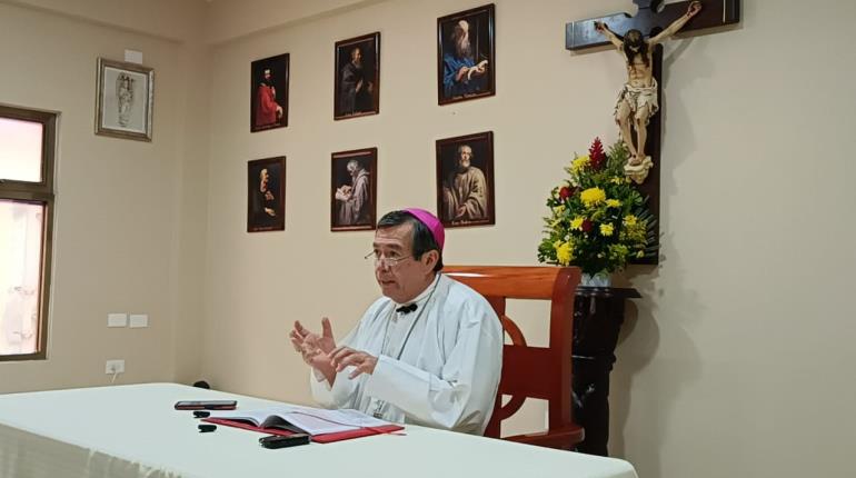 Arma de Iglesia para defenderse de inseguridad es la oración: Obispo