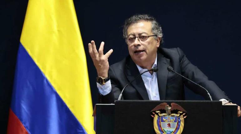 Petro ordena bombardeos contra disidentes de las FARC