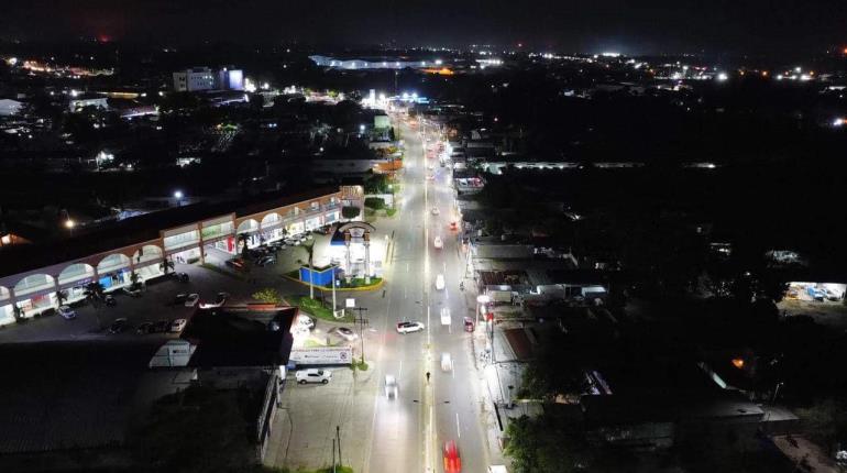 Inaugura Ayuntamiento de Centro alumbrado en 6.2 kilómetros de la vía Villahermosa-La Isla