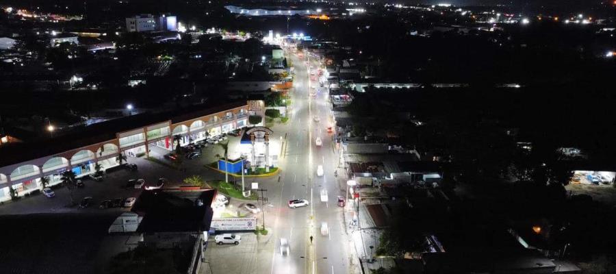 Inaugura Ayuntamiento de Centro alumbrado en 6.2 kilómetros de la vía Villahermosa-La Isla