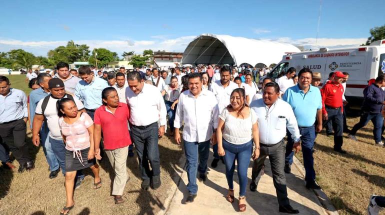 Acerca Gobierno de May servicios de dependencias estatales a zona chontal de Centla