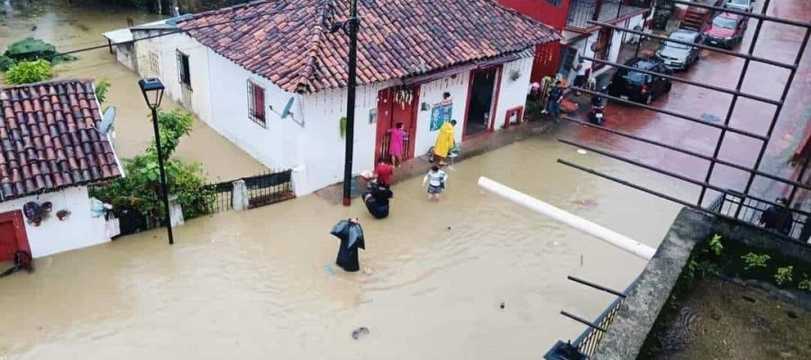 Quienes vivan en zonas vulnerables de inundación se trasladen a refugios, pide Iglesia