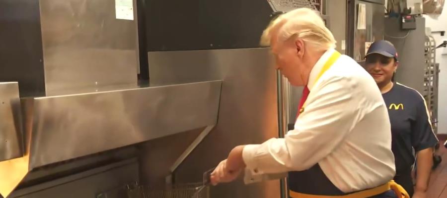 Trump como empleado de McDonalds, busca desacreditar a Kamala