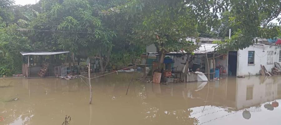 300 afectados en 5 comunidades de Nacajuca por inundaciones