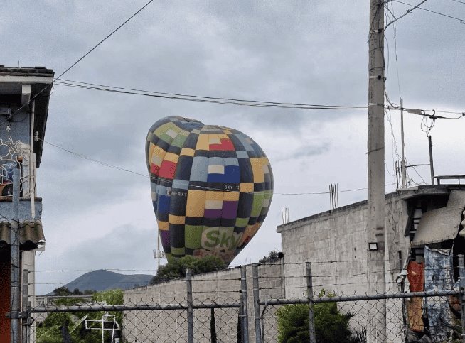 3 heridos deja aterrizaje de emergencia de globos aerostáticos en Edomex