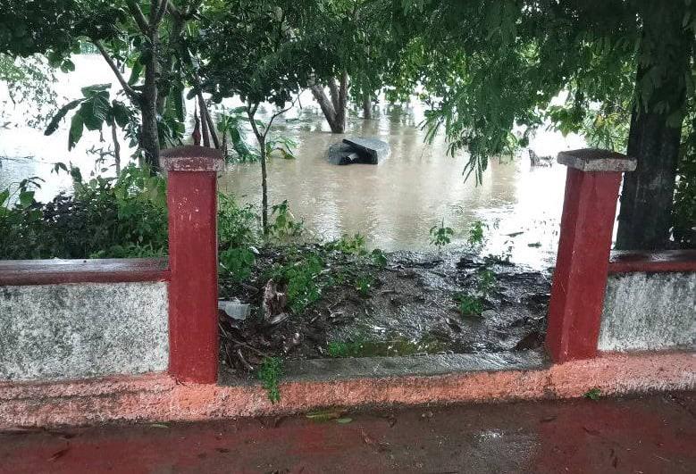 Riesgo de derrumbe en el malecón de Jalapa, advierte gobierno