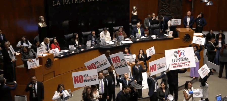 Morena aprueba fast-track en el Senado ´blindar´ reformas constitucionales