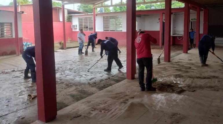 Superada emergencia en Teapa, Tacotalpa y Jalapa; el lunes a clases