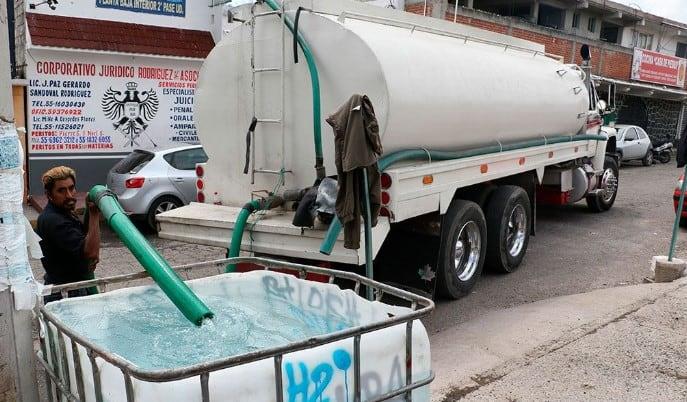 Mujeres sufren extorsión sexual a cambio de agua en CDMX