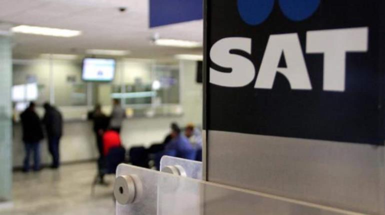 Reportan fallas en sistema del SAT; revocan e-firma a miles de contribuyentes