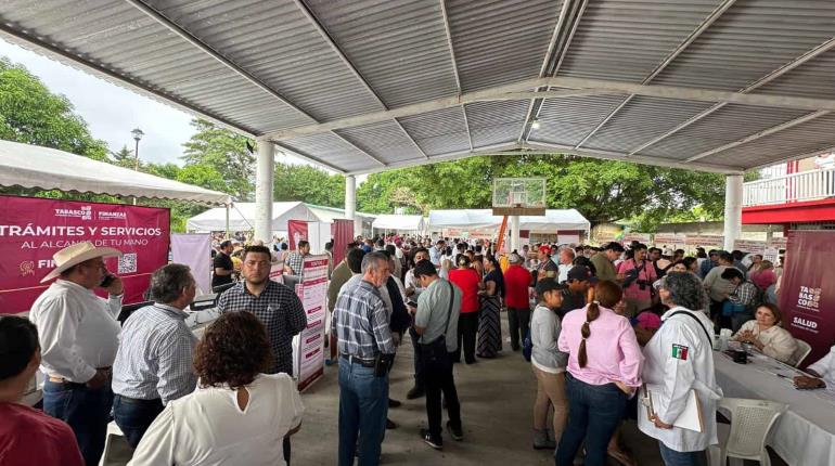 Queremos descentralizar el gobierno: May desde Huimanguillo