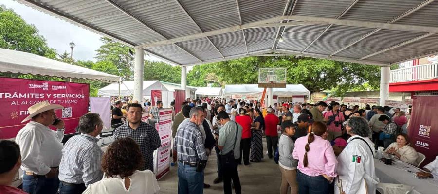 Queremos descentralizar el gobierno: May desde Huimanguillo