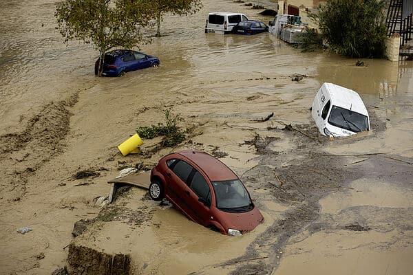 Alerta roja, tras inundaciones en Valencia y Málaga, España