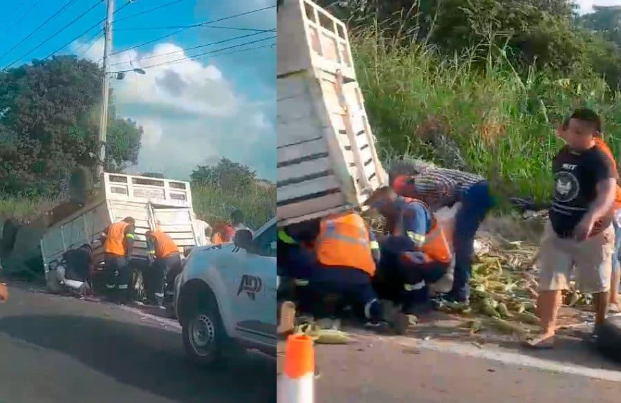 Rapiñan camioneta cargada de elotes en la Villahermosa-Cárdenas