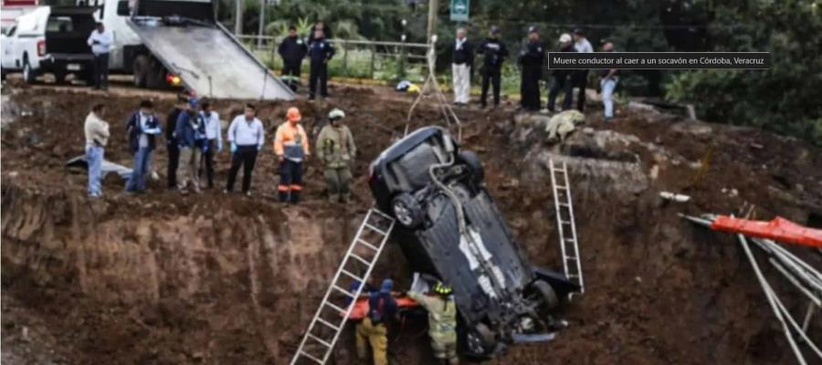 Pierde control de unidad y muere al caer a un socavón en Córdoba, Veracruz