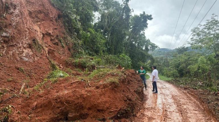 Continúan labores de limpieza en Tacotalpa tras paso de Nadine y frente frío