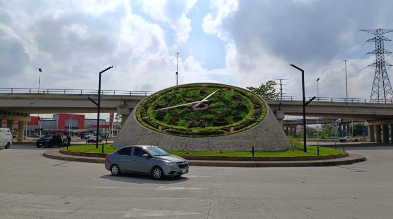 Inestabilidad en el voltaje provoca fallas en el mecanismo del reloj floral en nueva ubicación