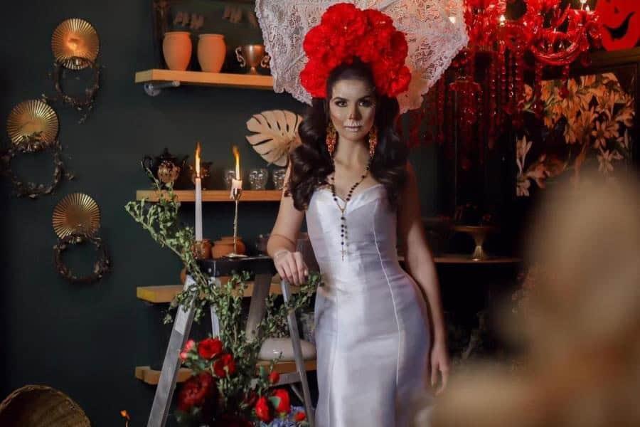 Flor Tabasco 2024 honra el Día de Muertos con sesión fotográfica como catrina