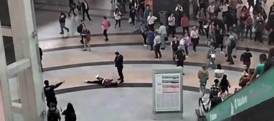 Hombre muere tras caer del segundo piso de plaza Fórum Buenavista en la CDMX