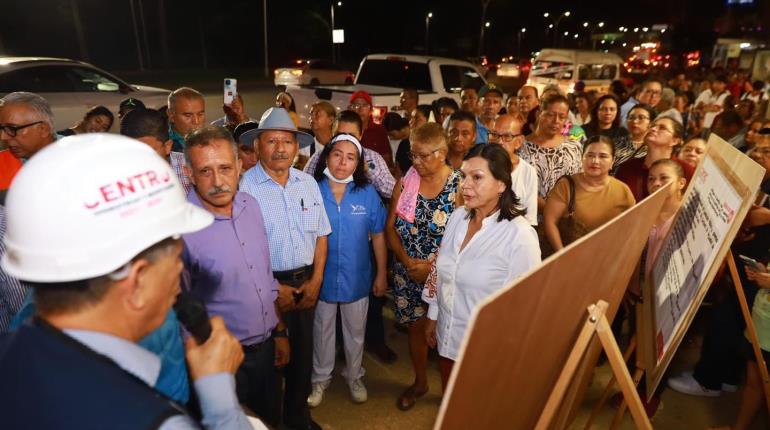 Inaugura Centro luminarias en 8 puentes peatonales