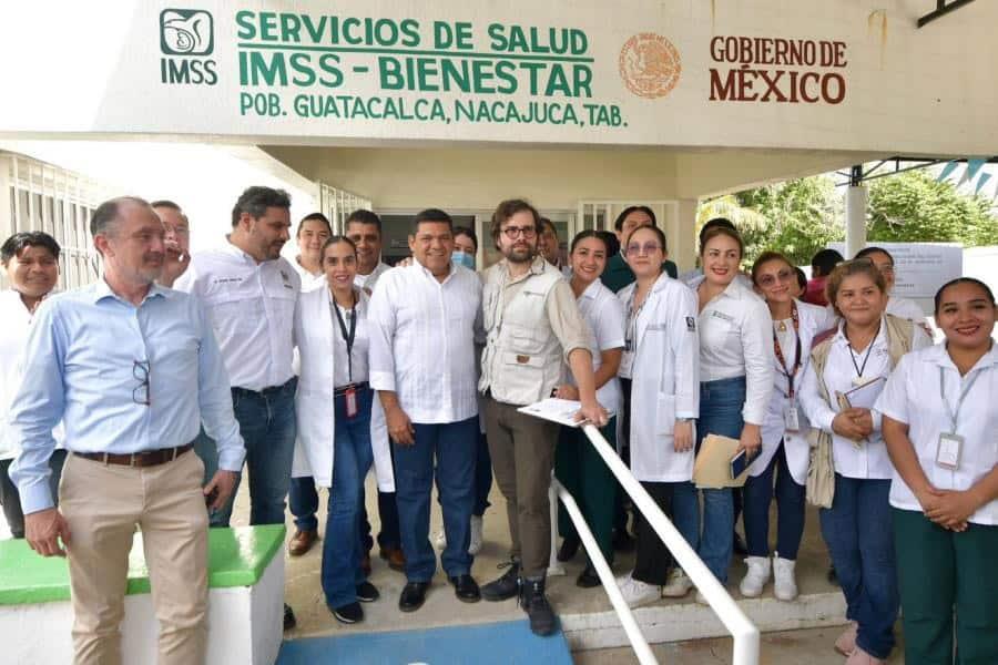 Supervisan director general del IMSS Bienestar y gobernador instalaciones hospitalarias en Nacajuca