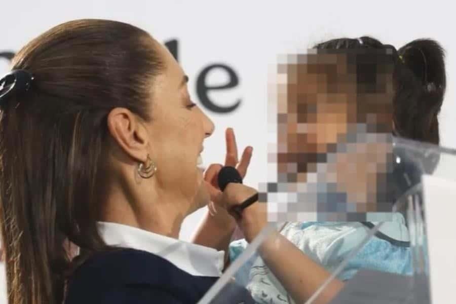 Niña "roba" corazón de todos tras sumarse al discurso de Sheinbaum en SLP