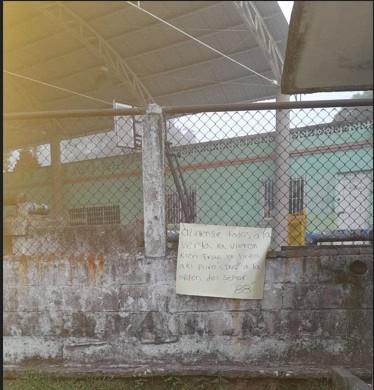 Dejan cartulina con mensaje amenazante en primaria de Tequila, Jalapa