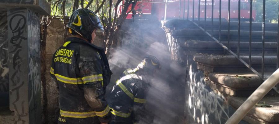 Bomberos sofocan incendio de Museo de la Estampa en la CDMX