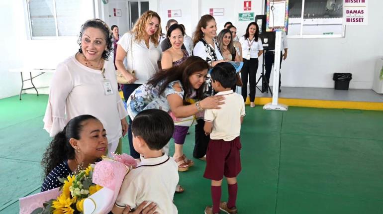 Supervisan atención a niños en Centros de Atención Infantil